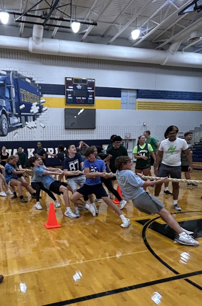 HS Spirit relays were held Monday night. Seniors took 1st place after 6 fun events! Freshmen won the tug of war.