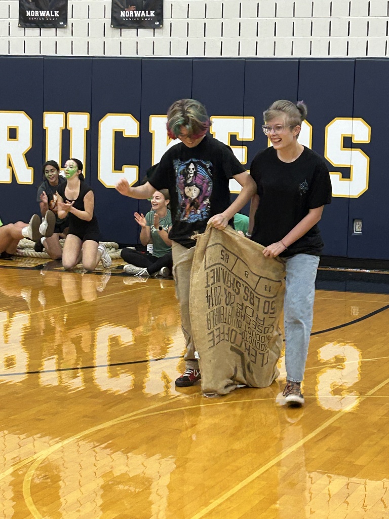 HS Spirit relays were held Monday night.  Seniors took 1st place after 6 fun events!  Freshmen won the tug of war.