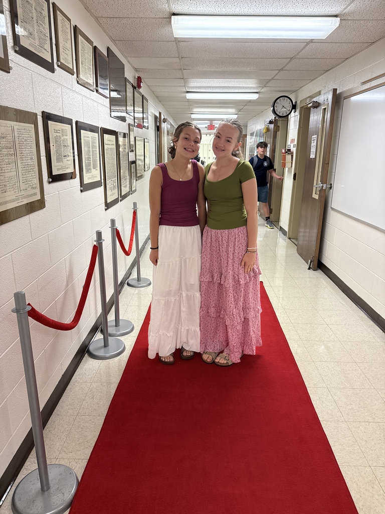 kids dressed up