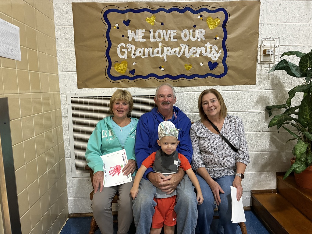 Preschool students celebrated grandparents day on Tuesday September 15 at Maplehurst Elementary. Grandparents joined their grandchildren in the gymnasium for a story, song, snack and then spent time out on the playground. Thank you to all the grandparents who came!