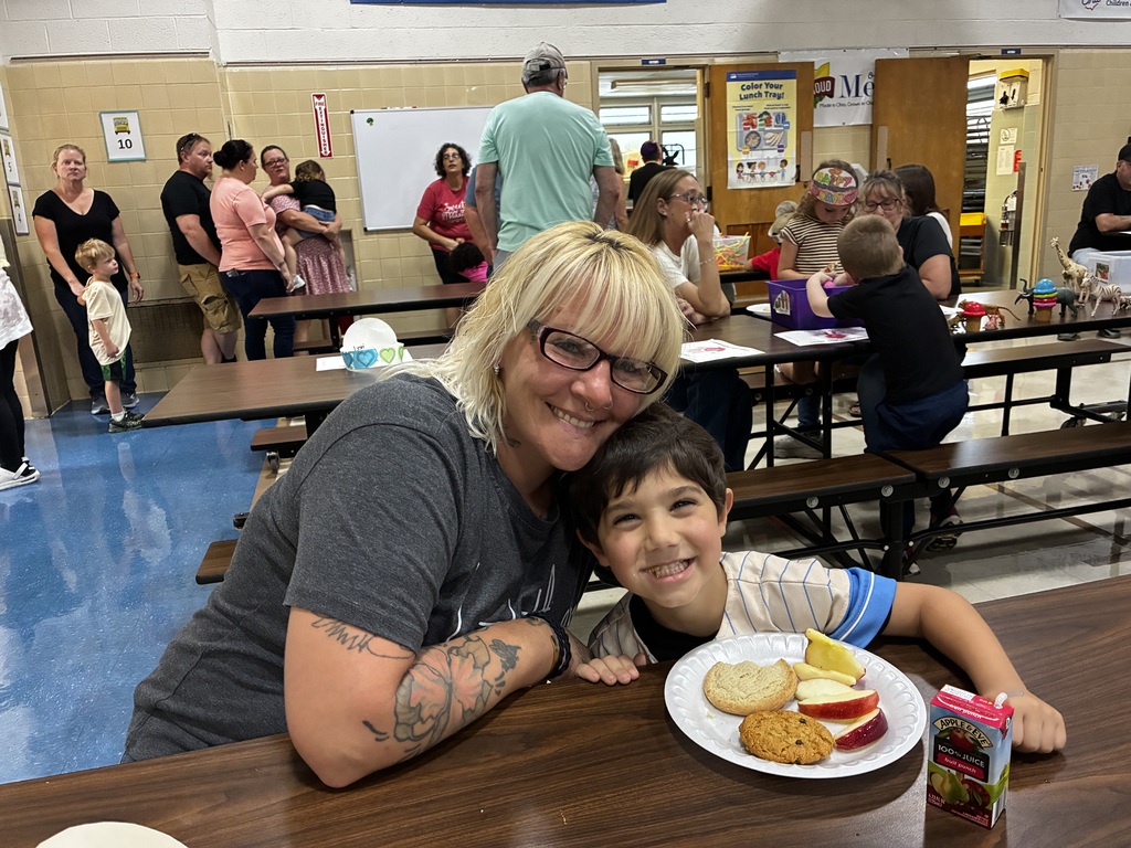 Preschool students celebrated grandparents day on Tuesday September 15 at Maplehurst Elementary. Grandparents joined their grandchildren in the gymnasium for a story, song, snack and then spent time out on the playground. Thank you to all the grandparents who came!
