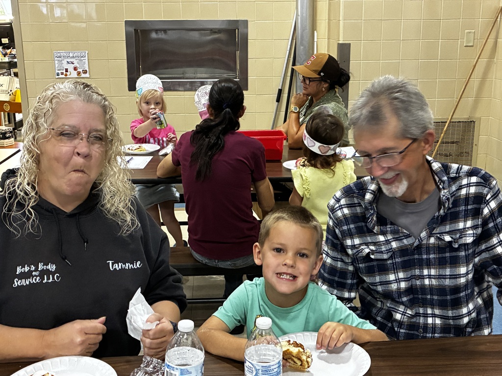 Preschool students celebrated grandparents day on Tuesday September 15 at Maplehurst Elementary. Grandparents joined their grandchildren in the gymnasium for a story, song, snack and then spent time out on the playground. Thank you to all the grandparents who came!