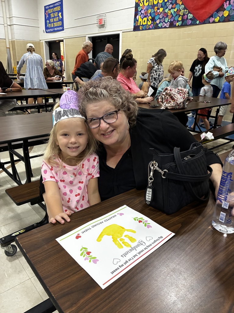 Preschool students celebrated grandparents day on Tuesday September 15 at Maplehurst Elementary. Grandparents joined their grandchildren in the gymnasium for a story, song, snack and then spent time out on the playground. Thank you to all the grandparents who came!