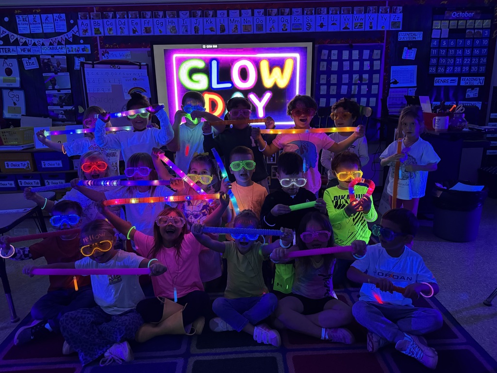 Mrs. Weyers class wrapped up learning the letter Gg with Glow Day! The students practiced letters and sounds, sight words, and comparing numbers with fun light up games!