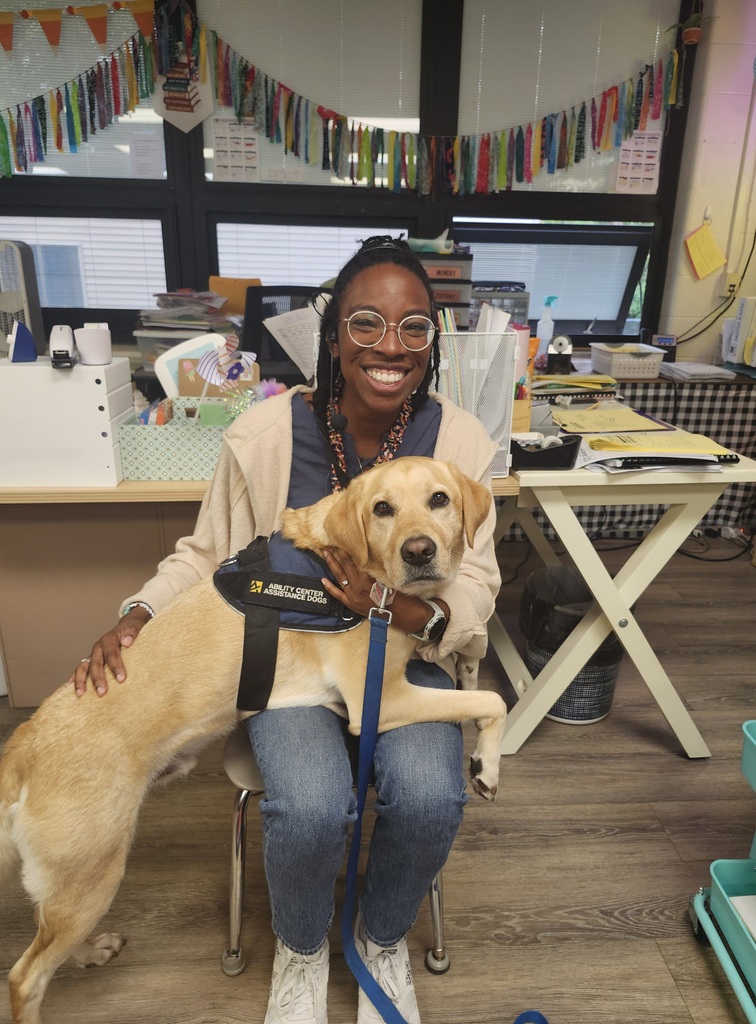 Well, hello, amazing students and staff! I have been visiting classrooms at Maplehurst, Pleasant, and Main! Today, I showed Mrs. Dotson’s second grade class how to strike a great pose with me. I think they were pretty impressed! But I have a feeling Mrs. Dotson enjoyed posing with me just as much as her students did! 🐾😎 Be Kind and Stay in the Game! ~ Kepler, School Facility Dog
