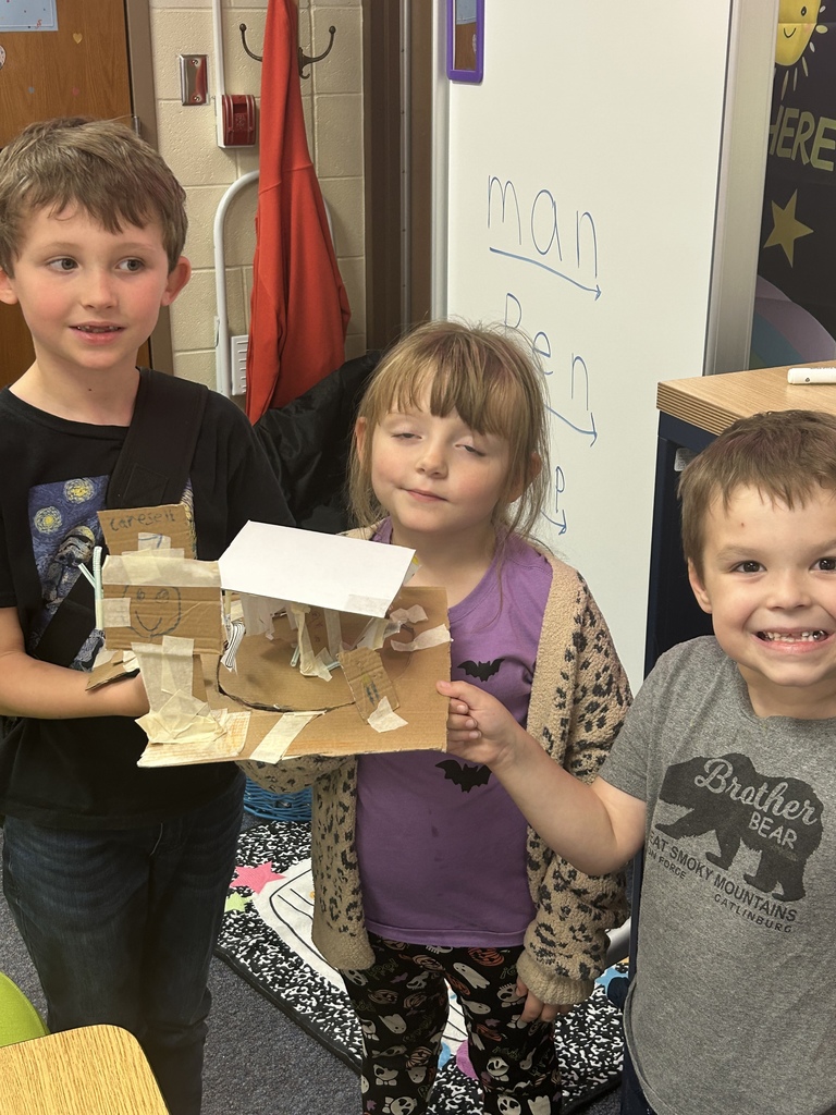 First Grade Kids building carousel project