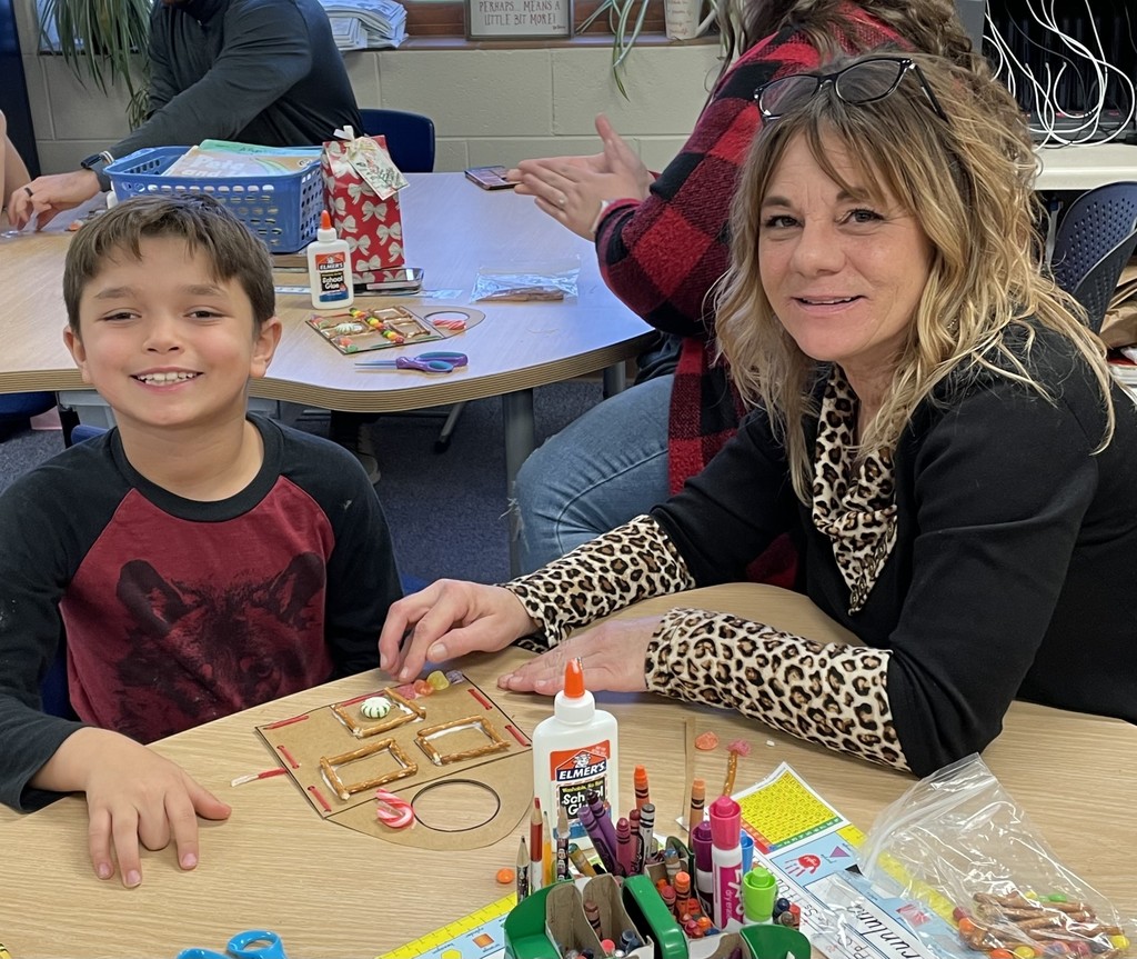 Making Gingerbread houses