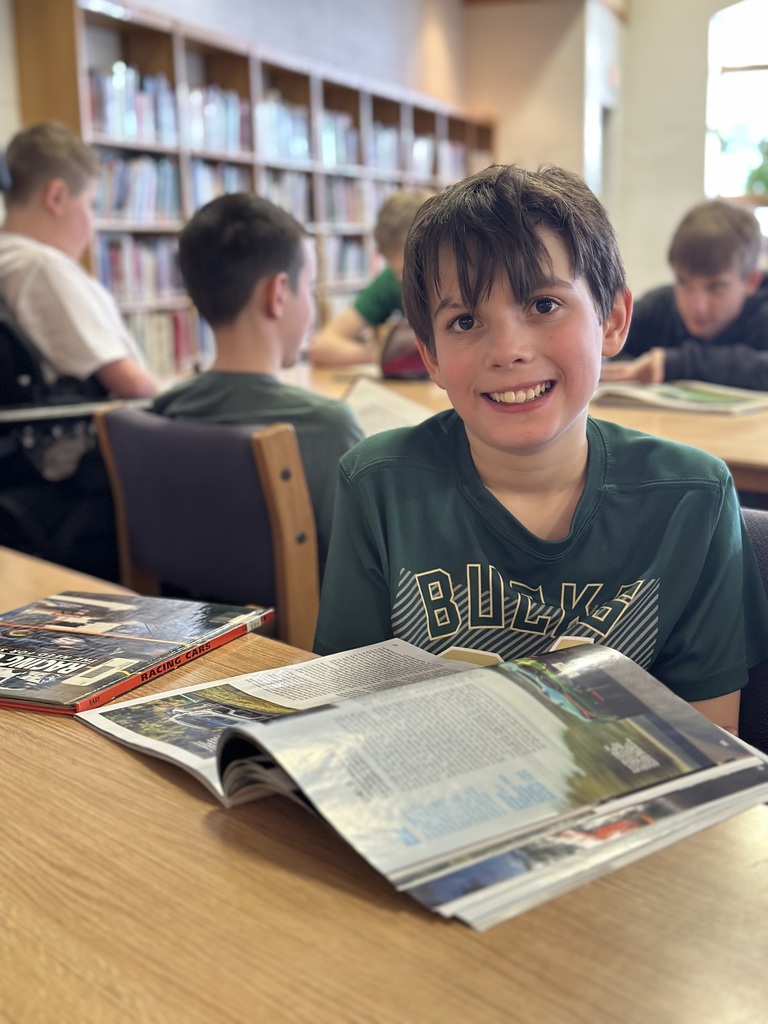 NV students reading