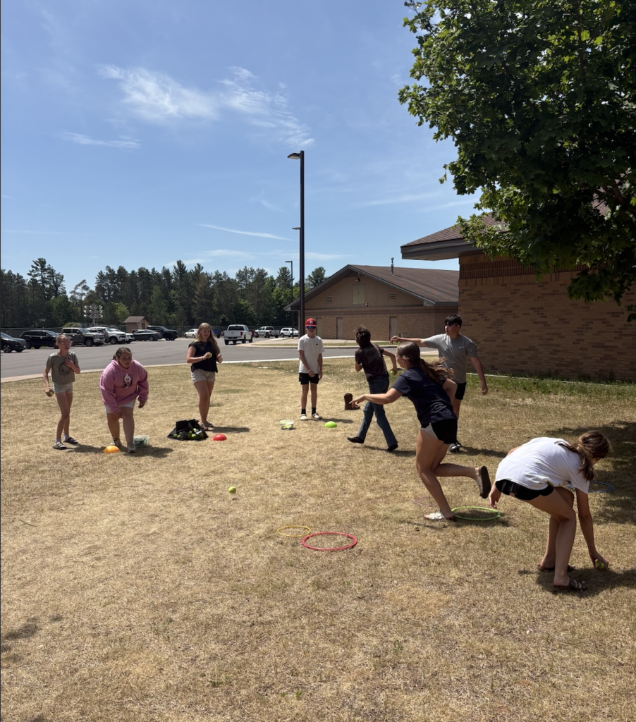 7th grade playing outside