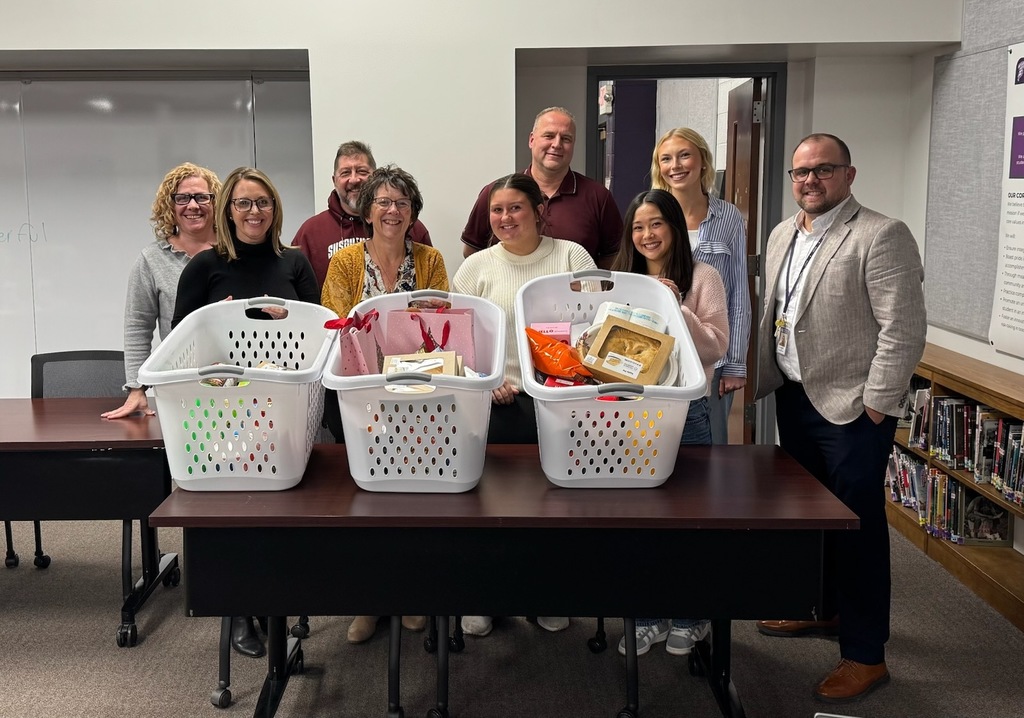 Norwich City School District Board of Education helps to support the Blessing Basket project offered by the Parker Walsh team to help support our community. Go Purple!