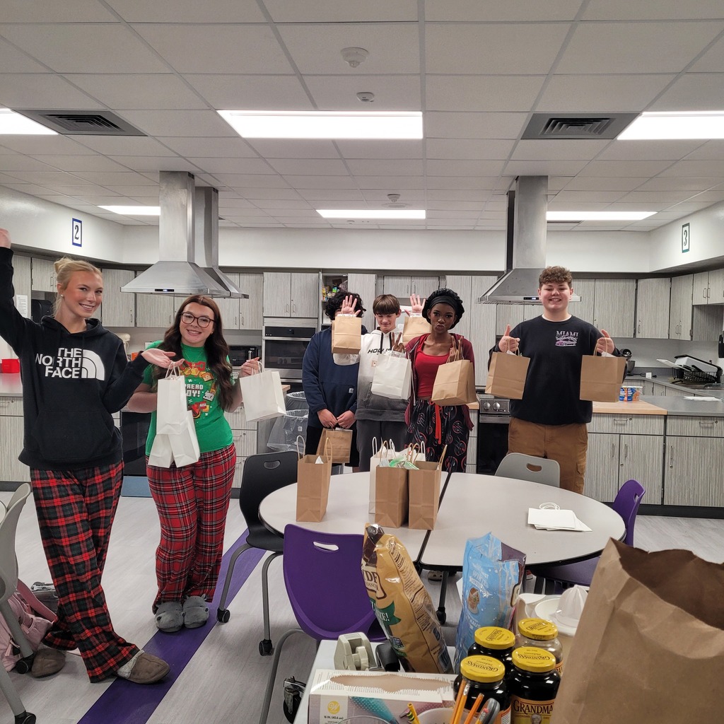 Bell 4 getting ready to spread Holiday Cheer!