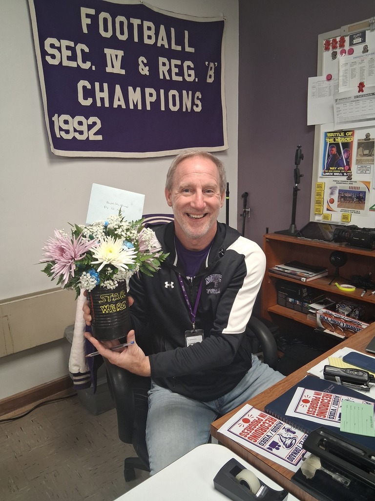 Last week, students in Mrs. Ryan’s Horticulture class created their very first floral arrangements! Each student was challenged to choose an adult in the building who has made a meaningful impact on their life, decorate a recycled tin can, and create a special floral arrangement just for them. This project was about more than learning floral design. It was an opportunity for students to get creative, show appreciation, and give back to someone who has made a difference in their lives. We are so proud of our students for putting their creativity and gratitude into these beautiful arrangements!