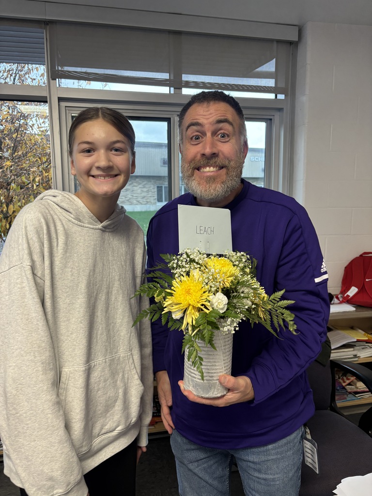 Last week, students in Mrs. Ryan’s Horticulture class created their very first floral arrangements! Each student was challenged to choose an adult in the building who has made a meaningful impact on their life, decorate a recycled tin can, and create a special floral arrangement just for them.  This project was about more than learning floral design. It was an opportunity for students to get creative, show appreciation, and give back to someone who has made a difference in their lives.  We are so proud of our students for putting their creativity and gratitude into these beautiful arrangements!
