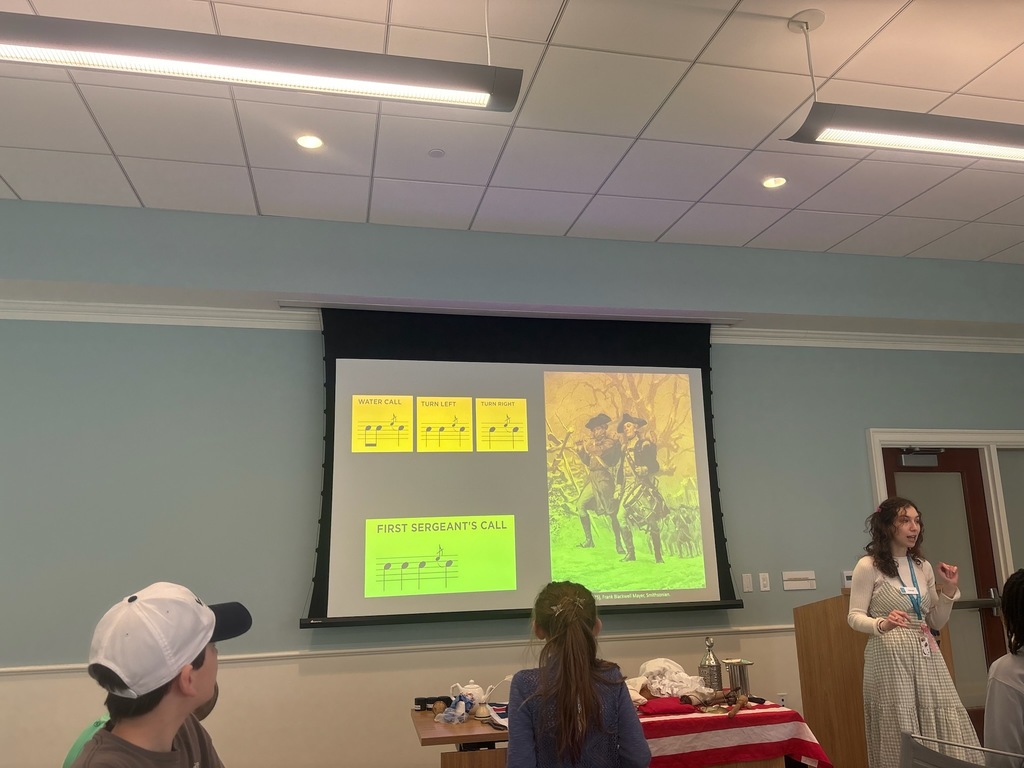 Students at the Virginia Museum of History & Culture.