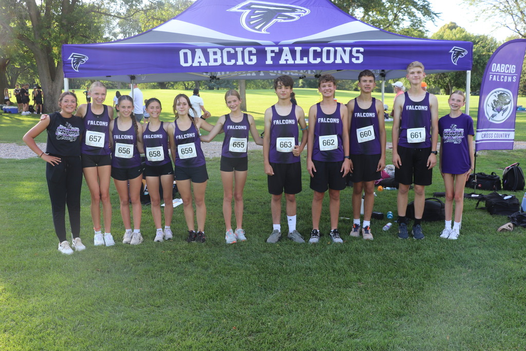 Cross Country Team Photo at Iowa Great Lakes Innvitational 