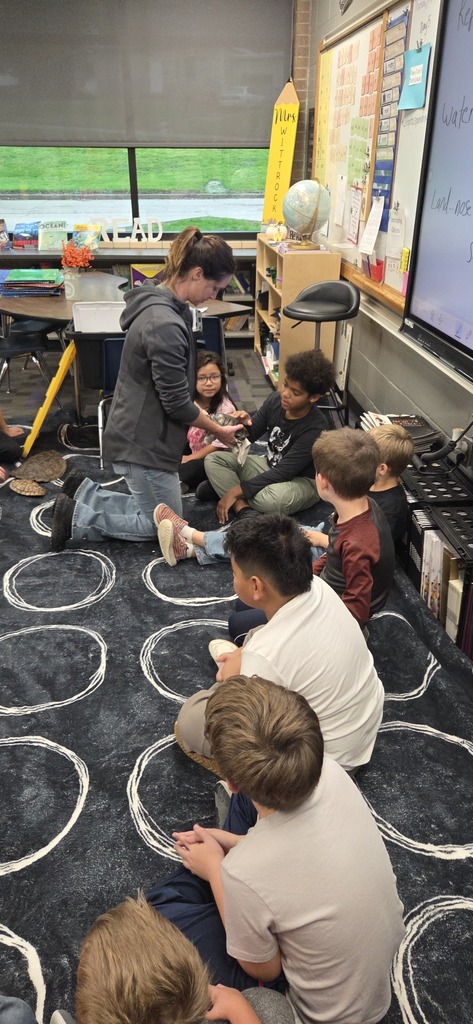 Danielle Bennett from the Conservation came to talk to Ida Grove third grade about turtles and their traits. She brought a land and water turtle to show students the different traits they have to survive in their environment.
