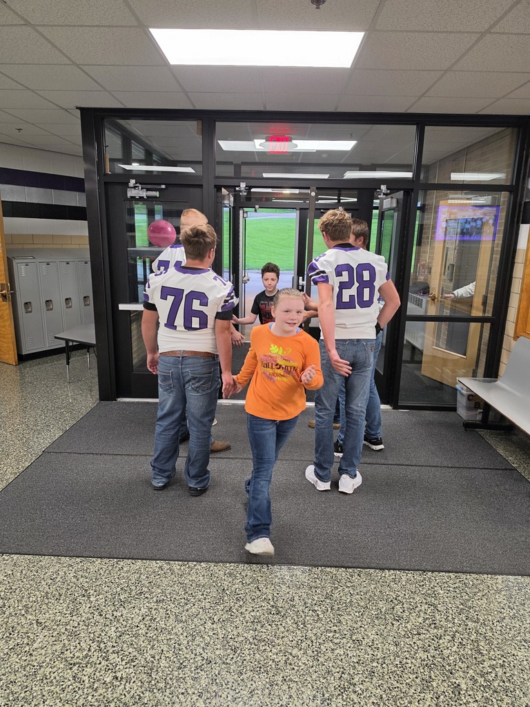 High Five Friday at the Ida Grove Elementary - Football Boys