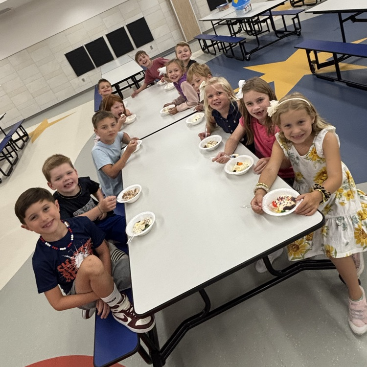 Rocket Reader sundaes