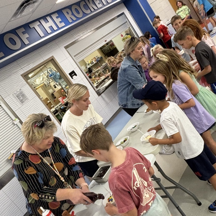 Rocket Reader sundaes 