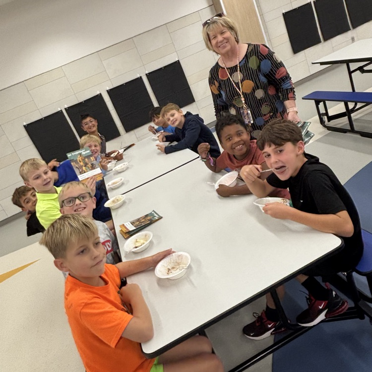 Rocket Reader Sundaes
