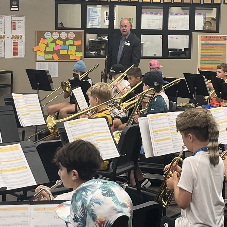 Oakdale 5th and 6th grade brass and percussion playing