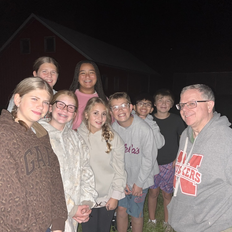 The first 6th grade astronomy group was able to get in a viewing this past week. 