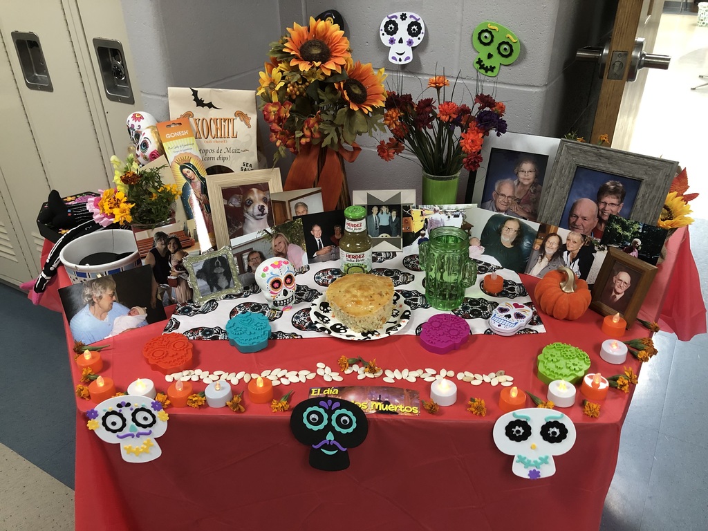 Set up of La Ofrenda!