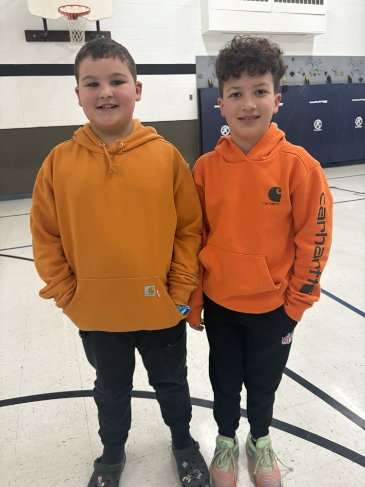 4th grade boys in Carhartt