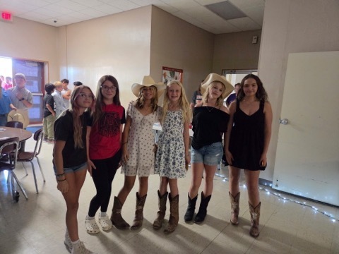 A picture of the OMS dance.
