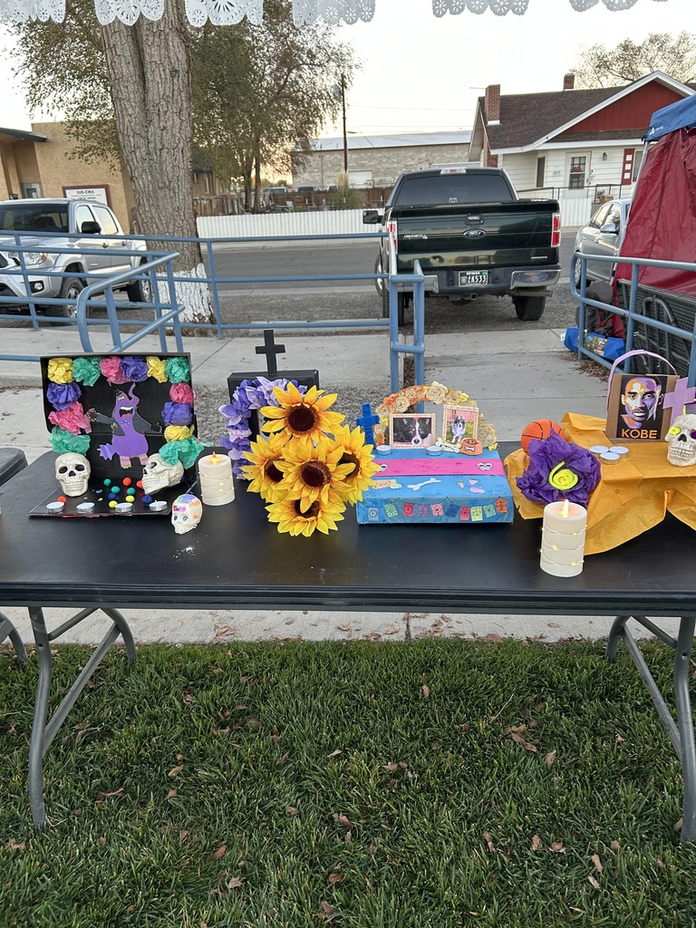 ofrendas made by students