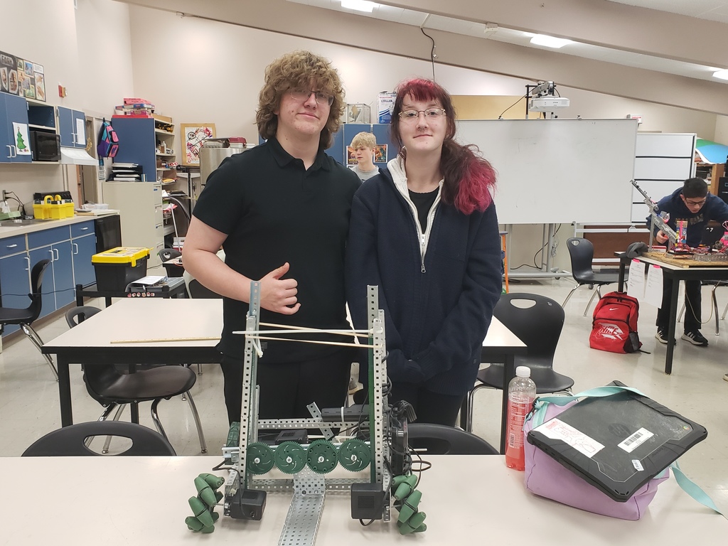 Sterling Lake and Serenity Gisby with thier robot