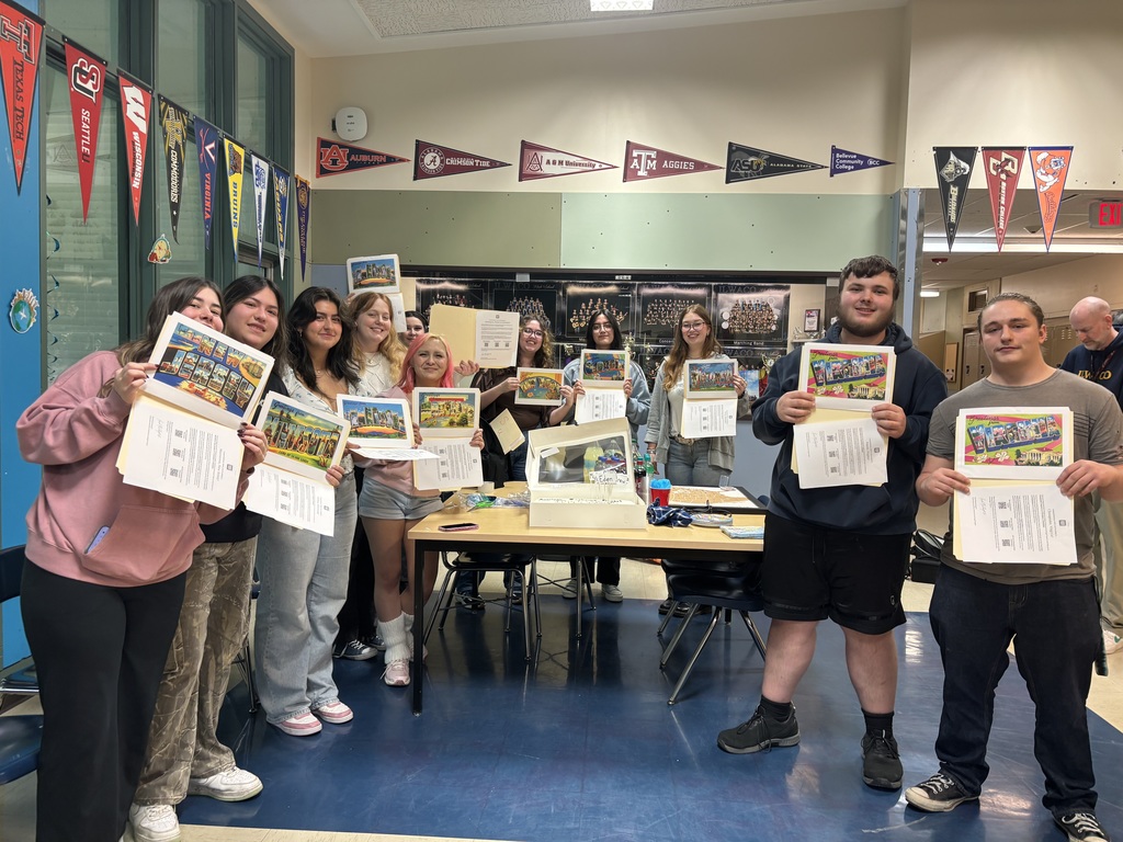 IHS seniors learn what state they get to visit for the American Exchange Project