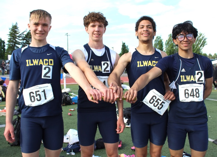boys relay team