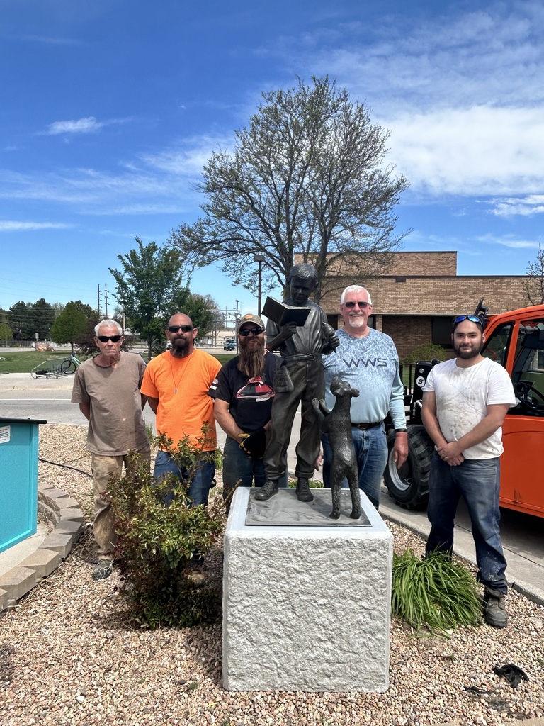 statue donation helpers