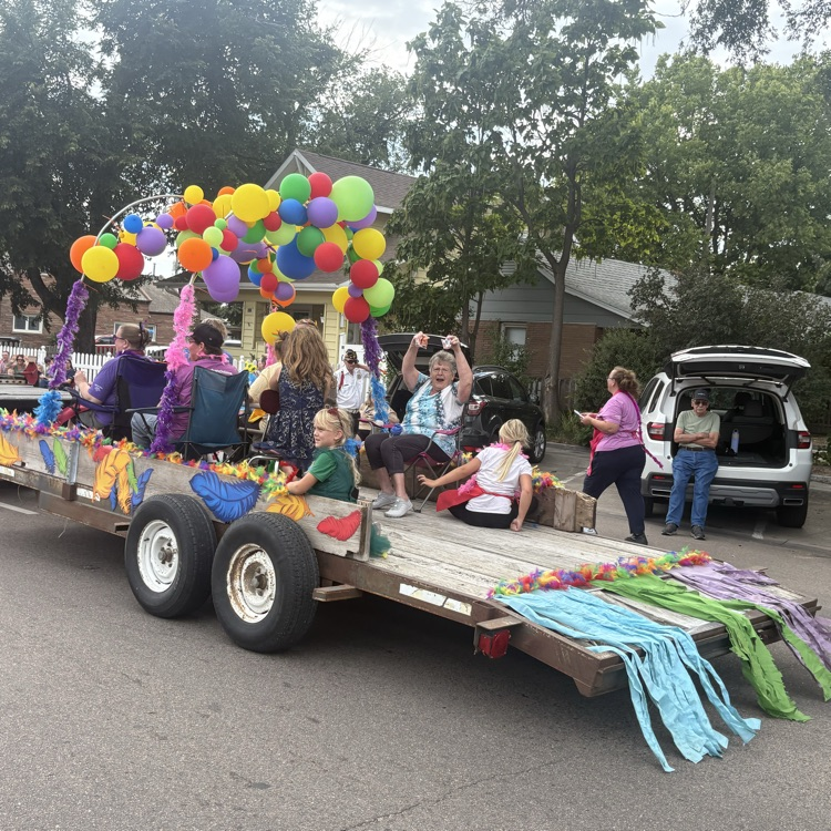 lunchtime solution parade float