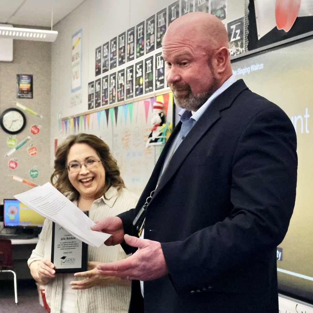 Luke Rasmussen Visits Kindergarten