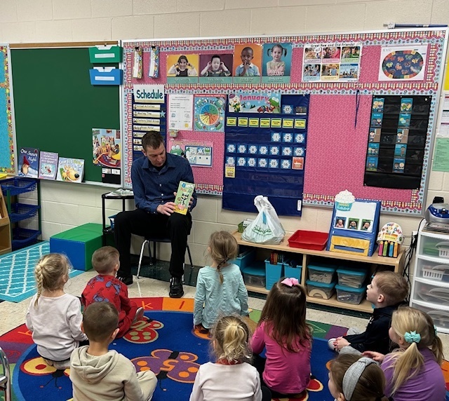 Preschool bank visit