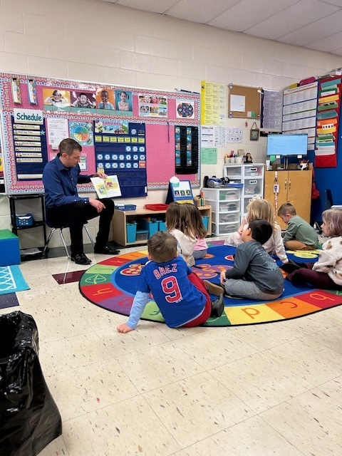 Preschool bank visit