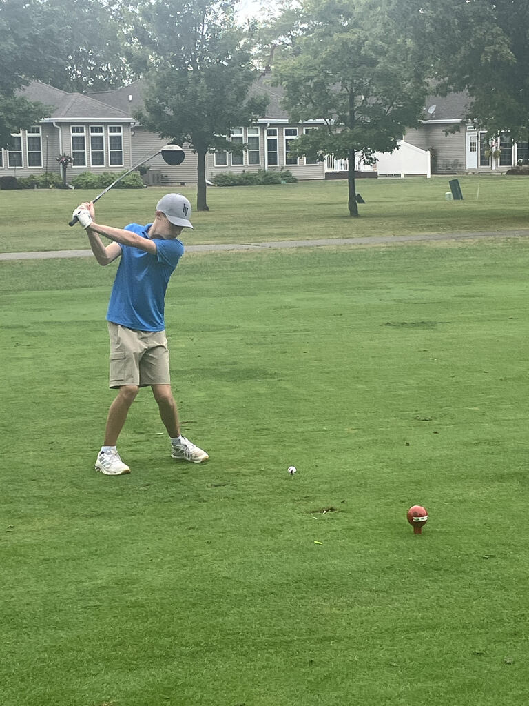 Lucas golf team