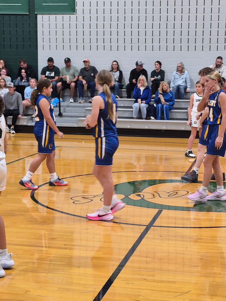 girls' basketball