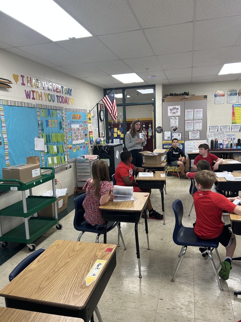 Dictionaries presented to third grade students.