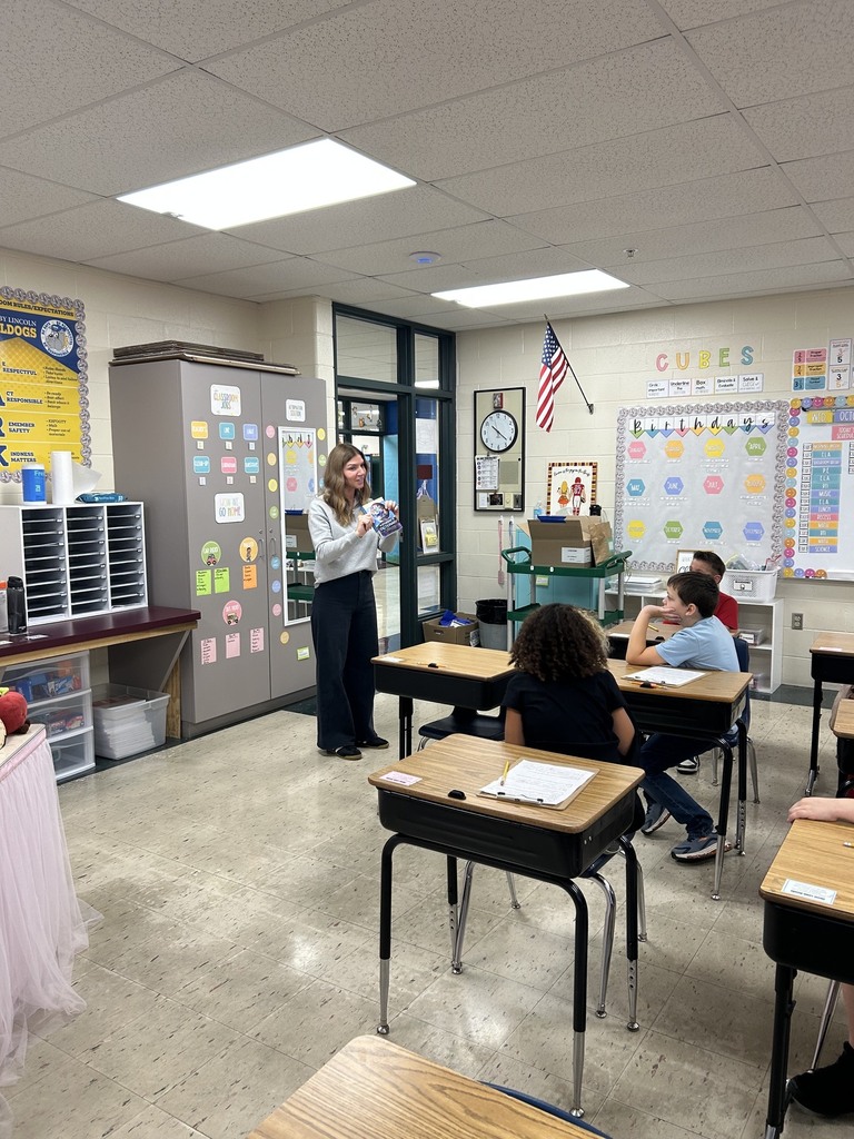 Dictionaries presented to third grade students.