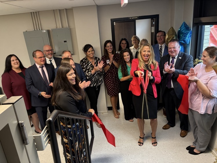 ribbon cutting 