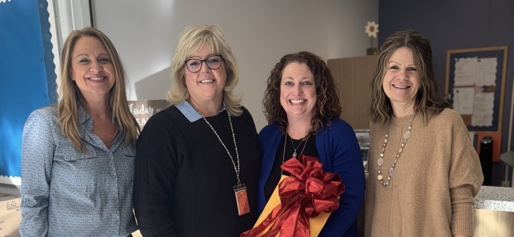 posing with roadrunner