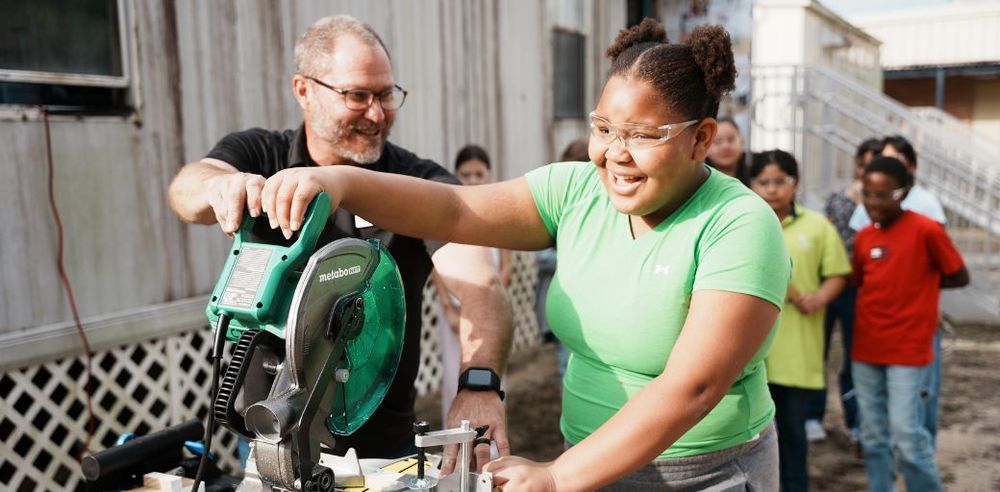 Greg Rynearson with Student
