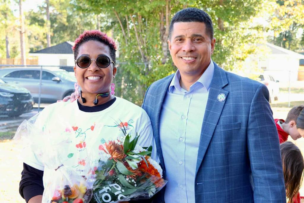 𝐍𝐢𝐜𝐨𝐥𝐞 𝐇𝐚𝐫𝐝𝐢𝐧, Pre-K Teacher at Northwood Elementary with Superintendent Chambers