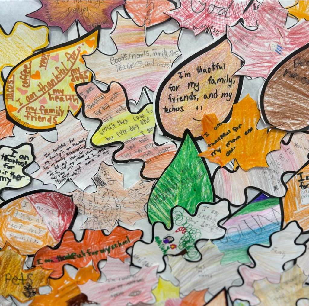 🍂 Bluewater C.A.R.E. Crew Gratitude Project - Leaves with sayings