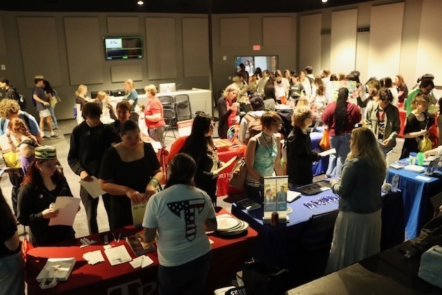 students talking to colleges