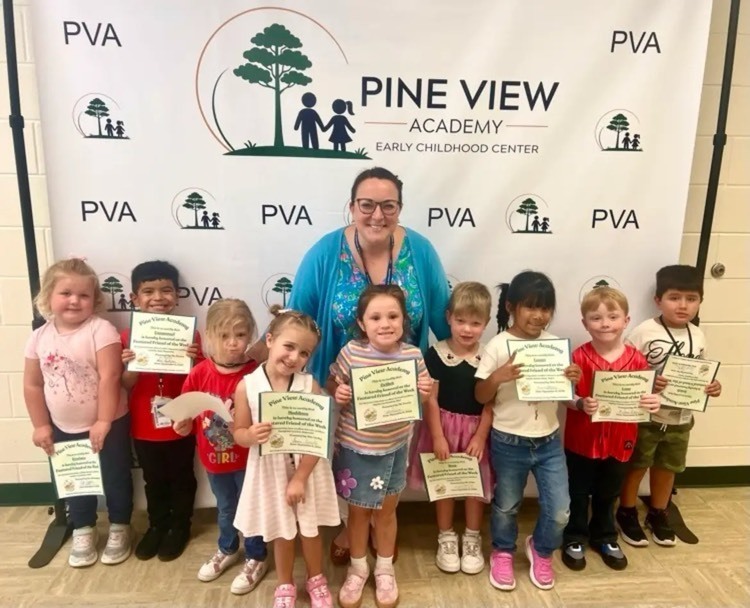 group picture of students of the week