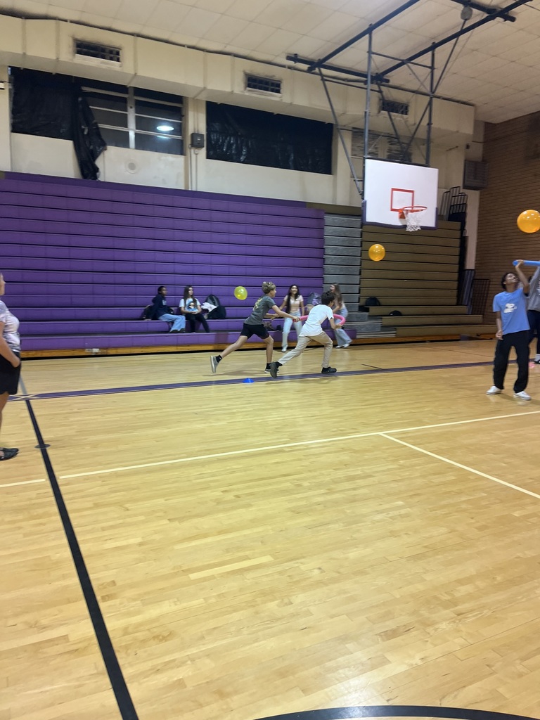 PE students playing in ohs gym